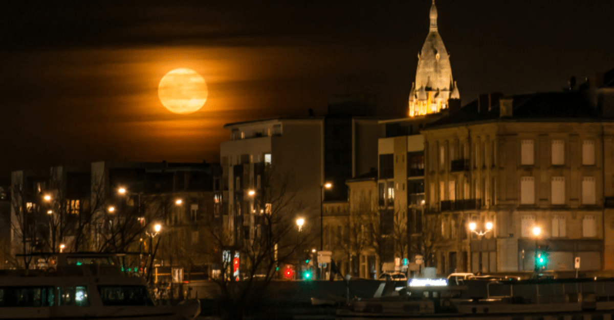 Soirée pleine lune à Bordeaux